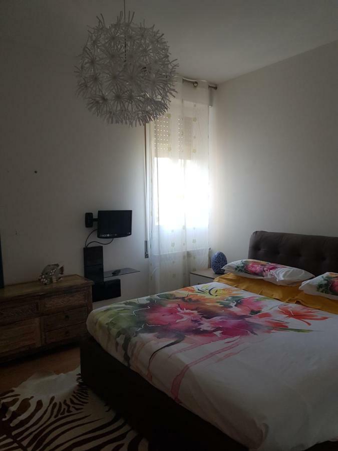 Romantica Fuga Con Vista Panoramica Sulla Citta Di Savona Apartman Kültér fotó