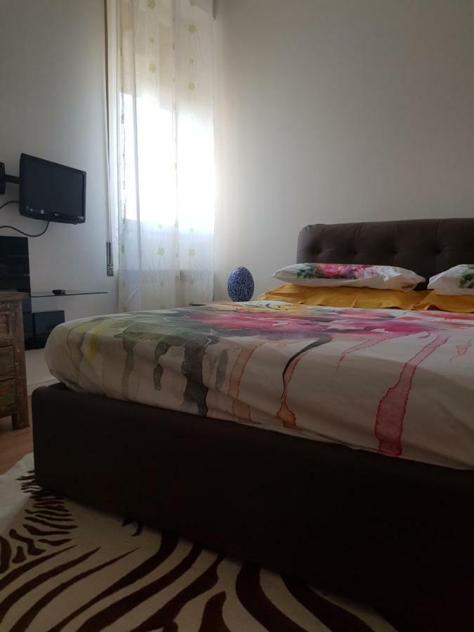 Romantica Fuga Con Vista Panoramica Sulla Citta Di Savona Apartman Kültér fotó